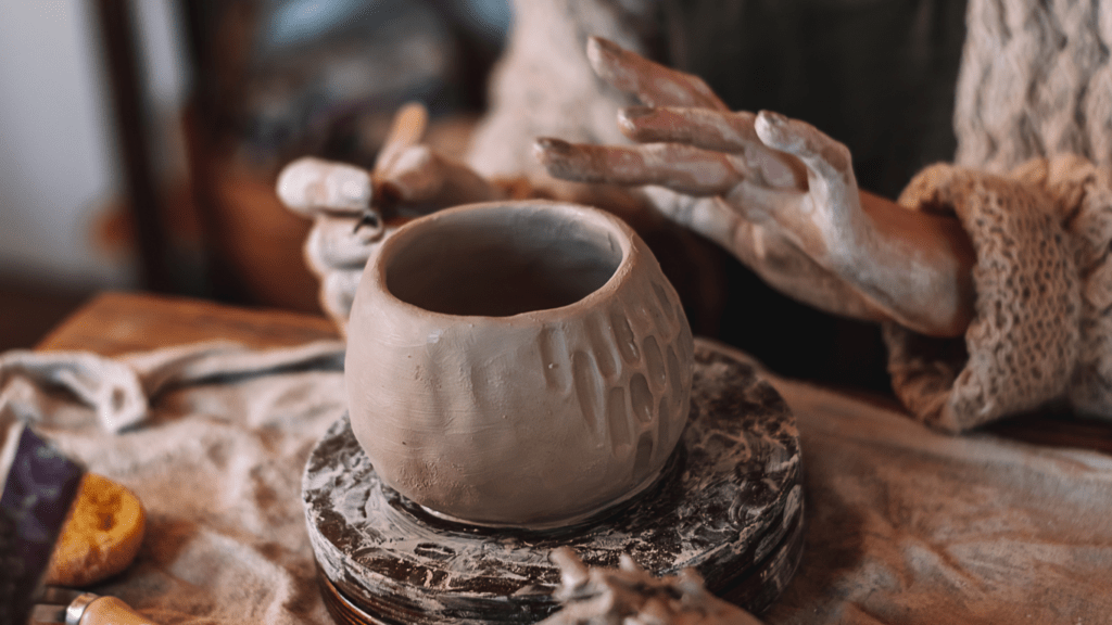 a process of doing pottery jar