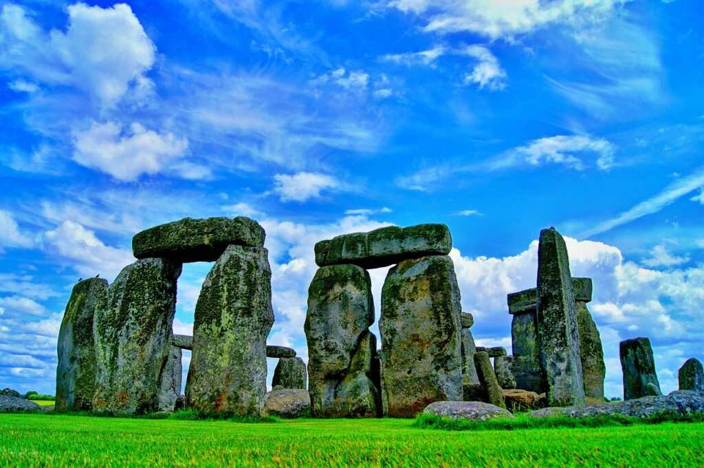 good places to live for young adults